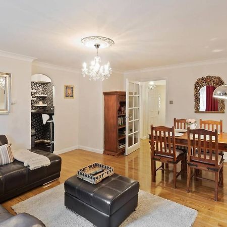 Beautiful And Cosy 2 Bedroom Flat Londen Buitenkant foto