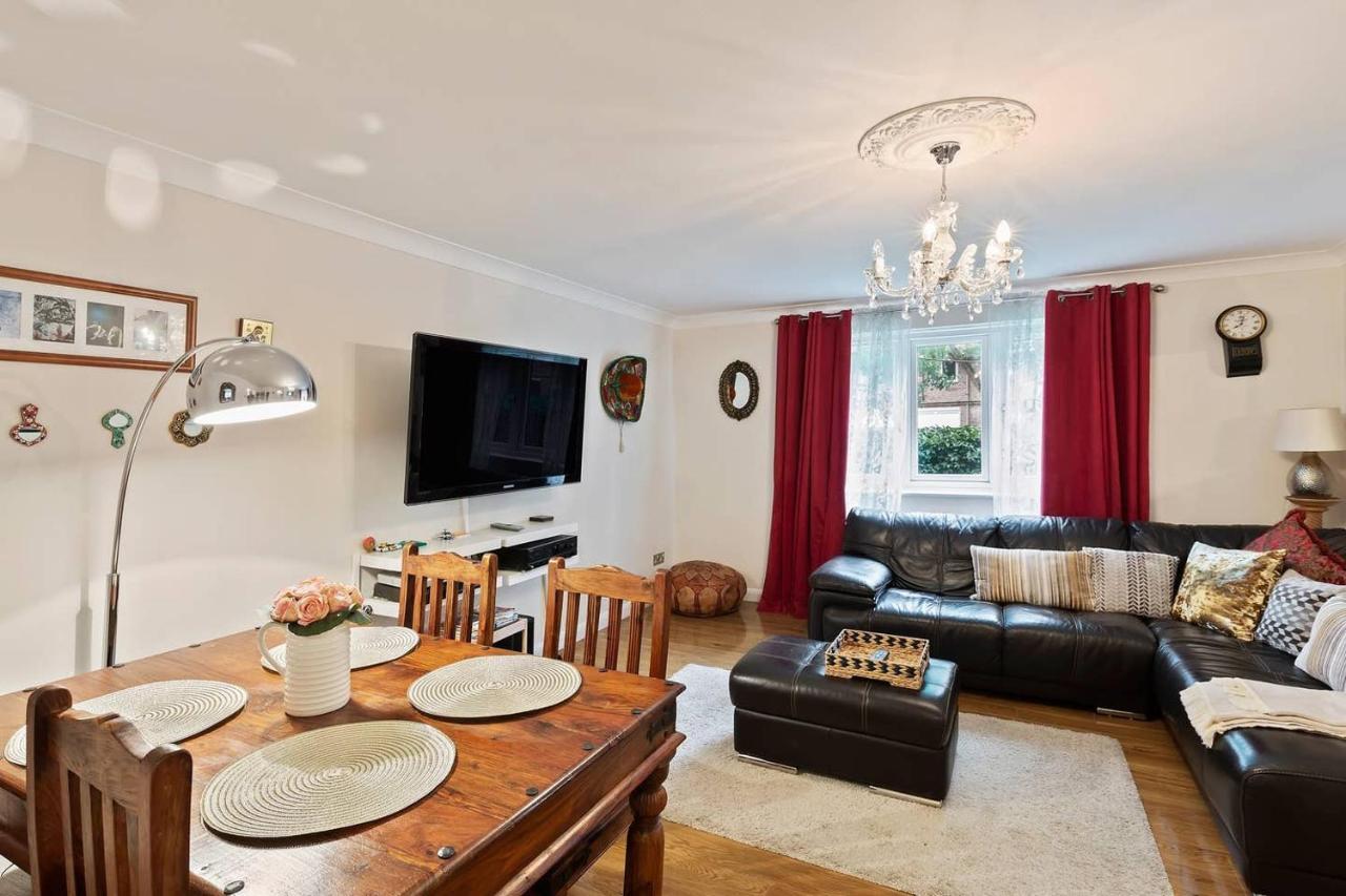 Beautiful And Cosy 2 Bedroom Flat Londen Buitenkant foto
