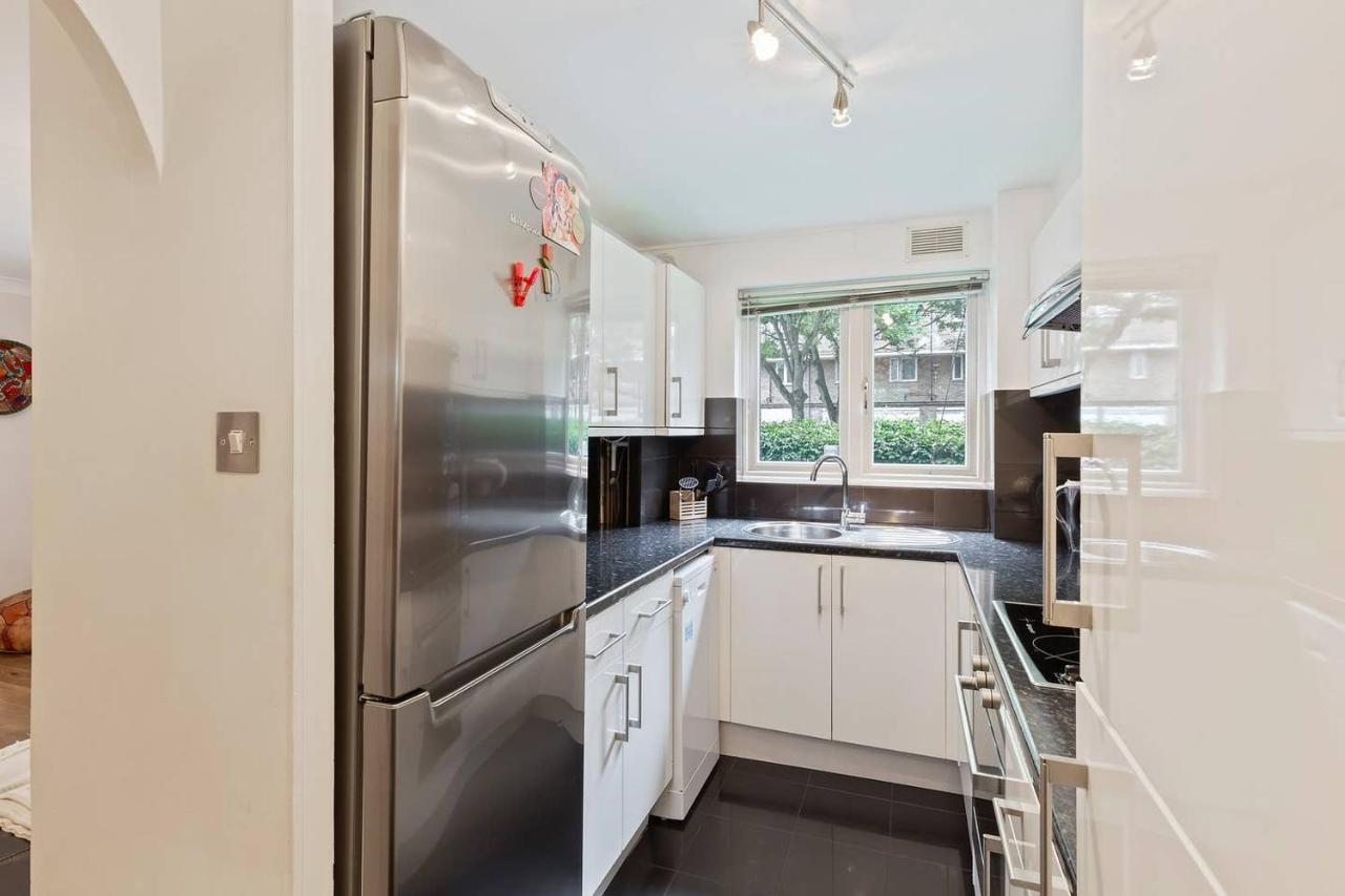 Beautiful And Cosy 2 Bedroom Flat Londen Buitenkant foto