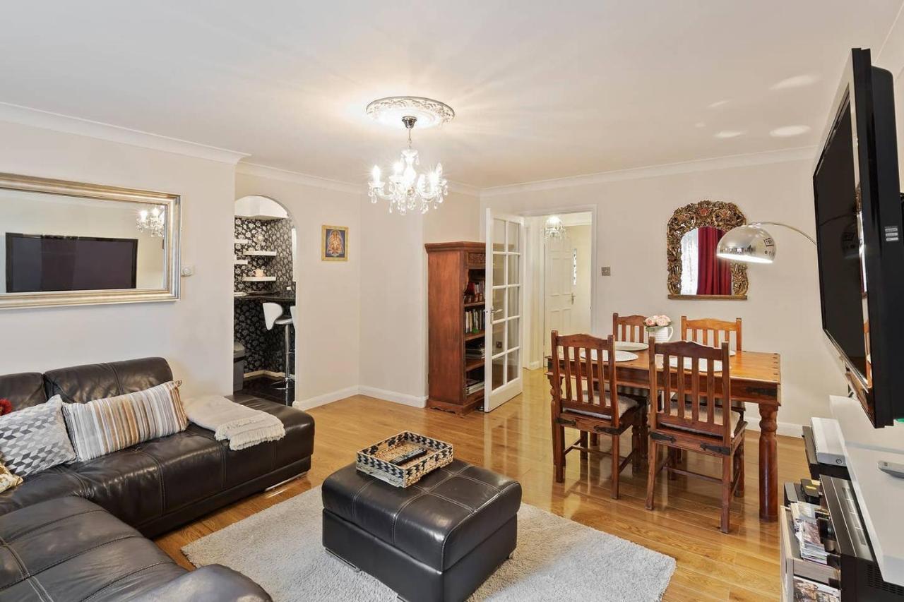 Beautiful And Cosy 2 Bedroom Flat Londen Buitenkant foto