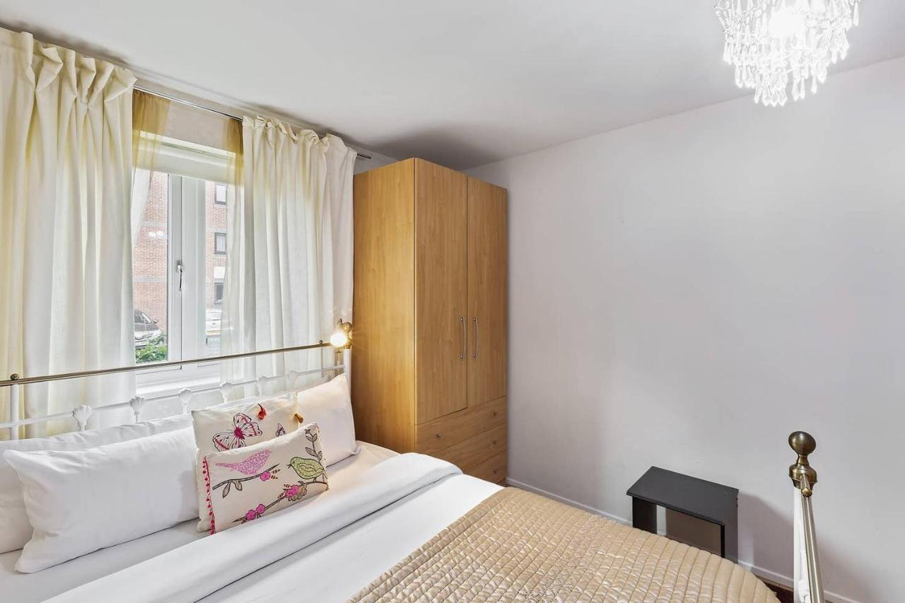 Beautiful And Cosy 2 Bedroom Flat Londen Buitenkant foto