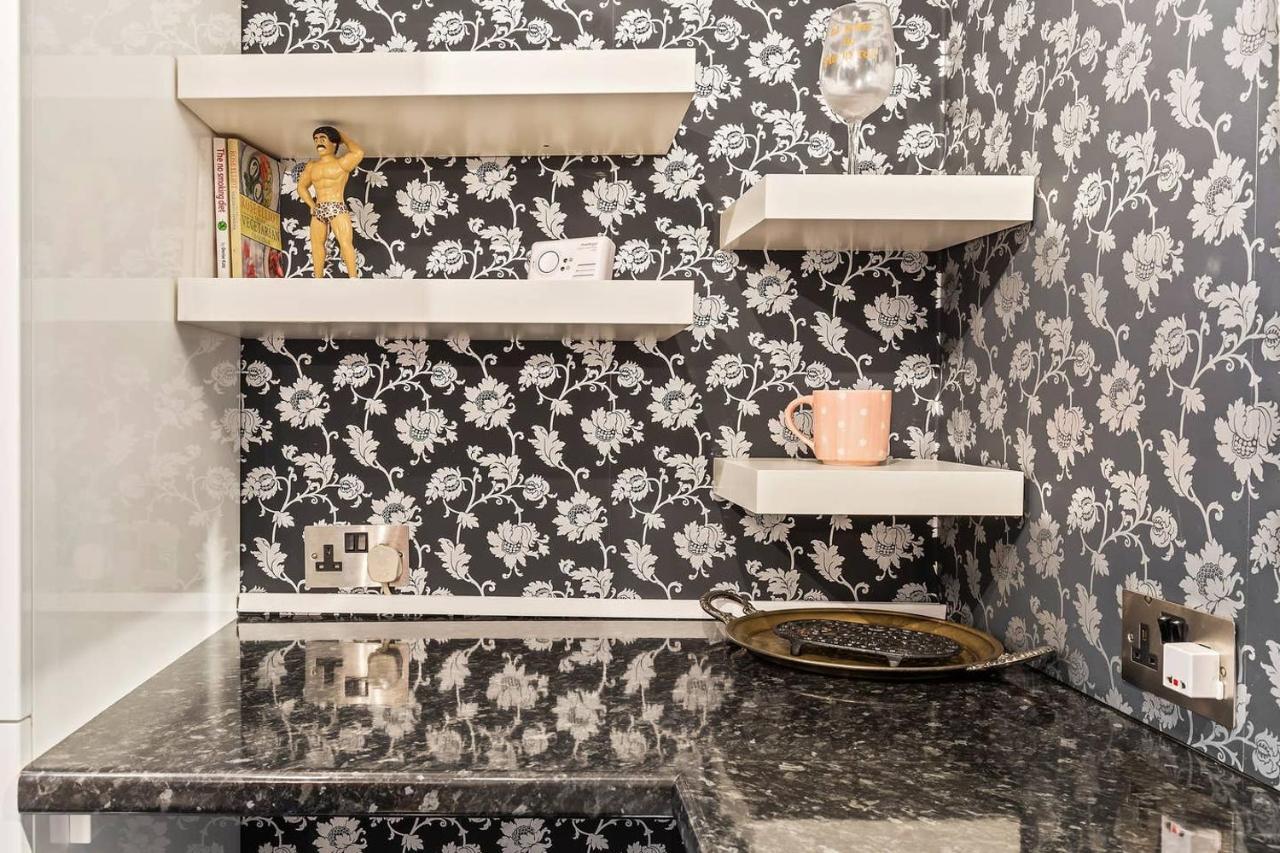 Beautiful And Cosy 2 Bedroom Flat Londen Buitenkant foto